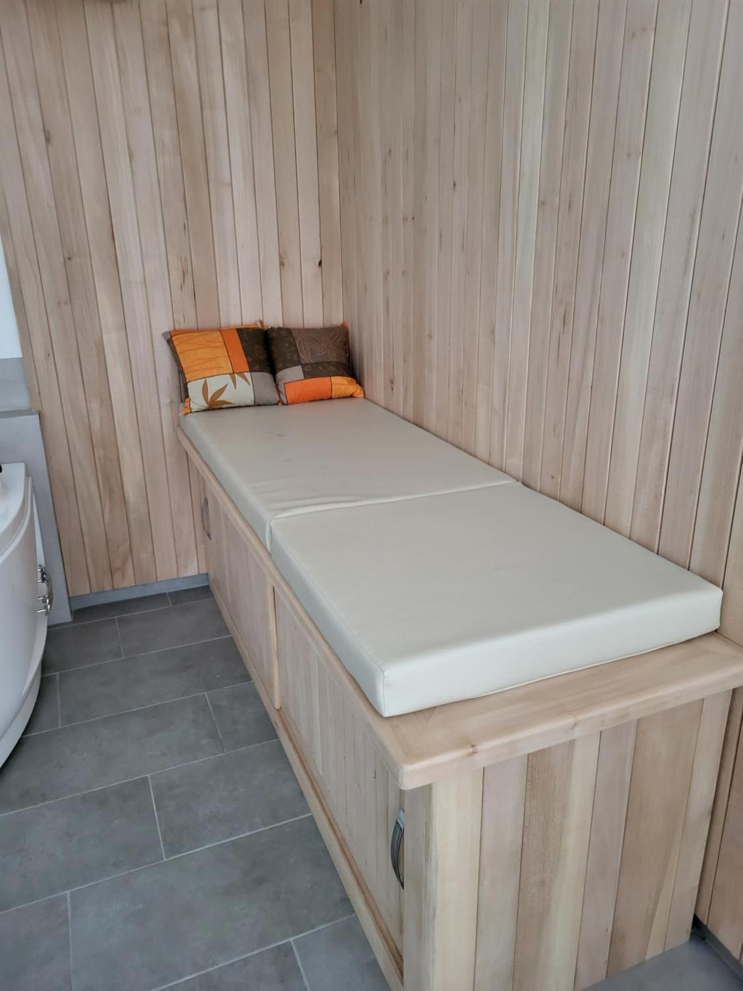 Holiday Home Baron Radece ภายนอก รูปภาพ
